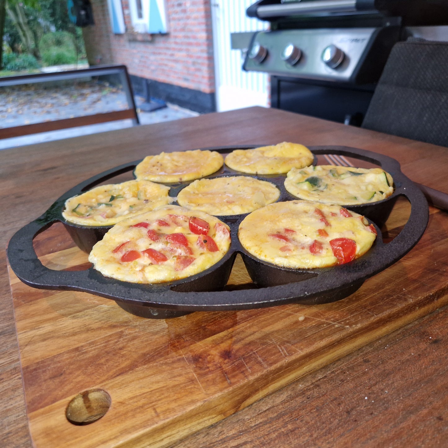 Gietijzeren muffin-cupcakes pan
