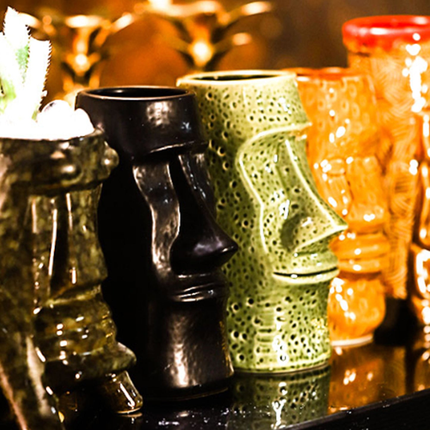 Tiki cocktail glazen in keramiek