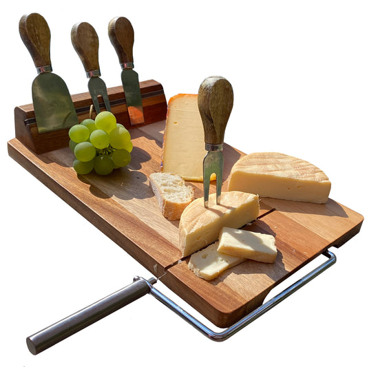 Kaasplank met mesjes - borrelplank